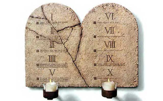 Tablet with Ten Commandments